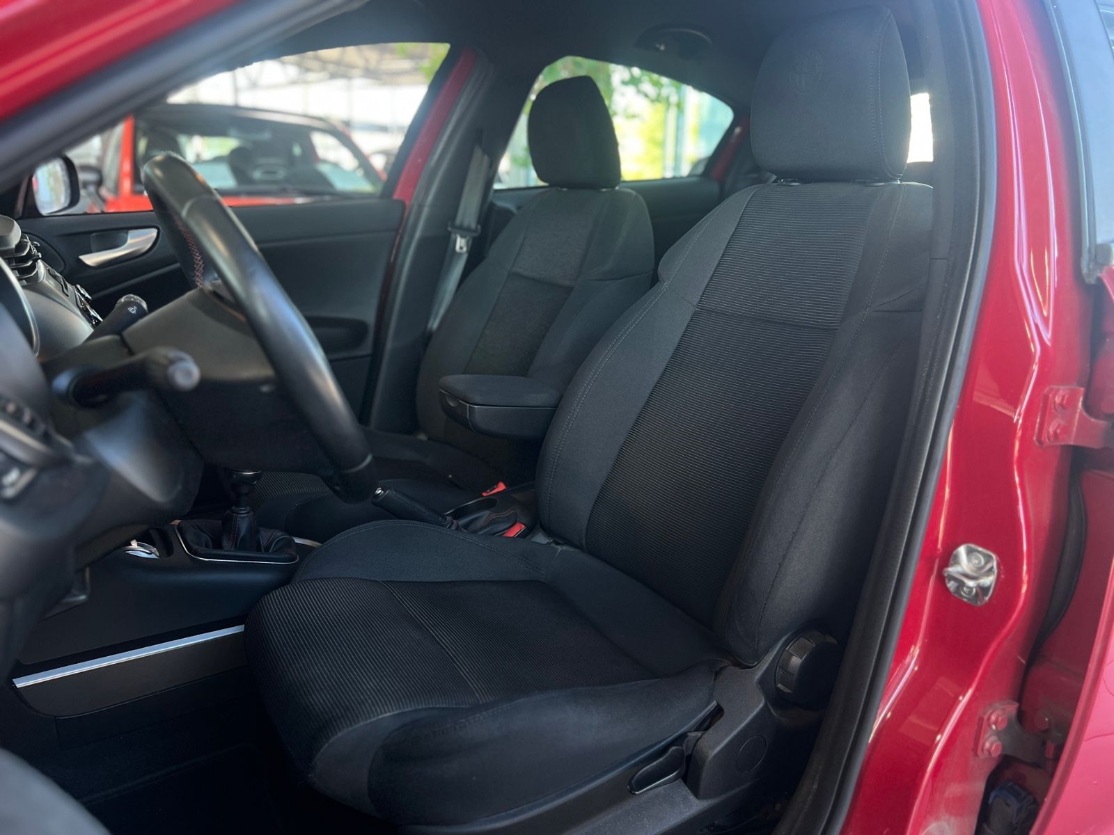 Fahrzeugabbildung Alfa Romeo Giulietta Veloce Klima Alu XENON