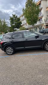 Nissan Qashqai+2 2.0 ALL-MODE 4x4 360 Automatik 360 - Nissan Qashqai+2: Allradantrieb