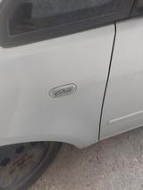 Ford C-Max 1,6 Ti-VCT Ghia Ghia - Ford C-Max aus 2005: Ghia