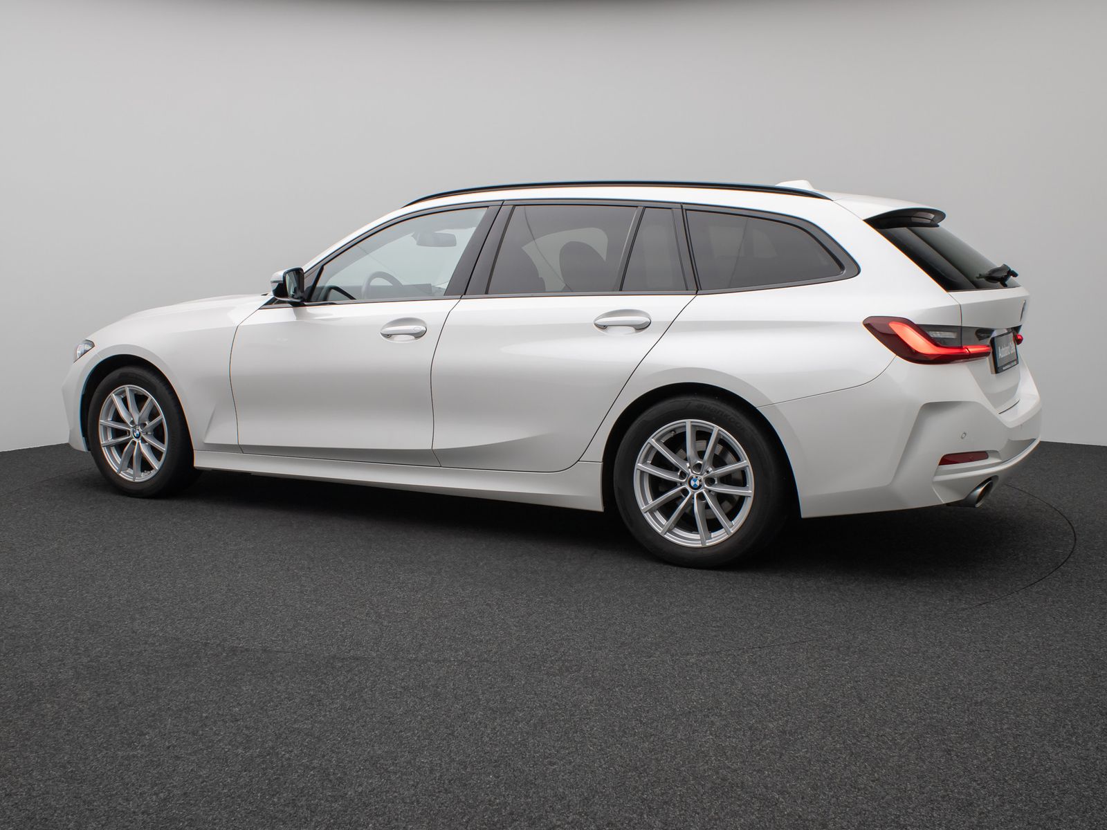 Fahrzeugabbildung BMW 320i DAB Leder MSport AHK Lenkradheizung Sport