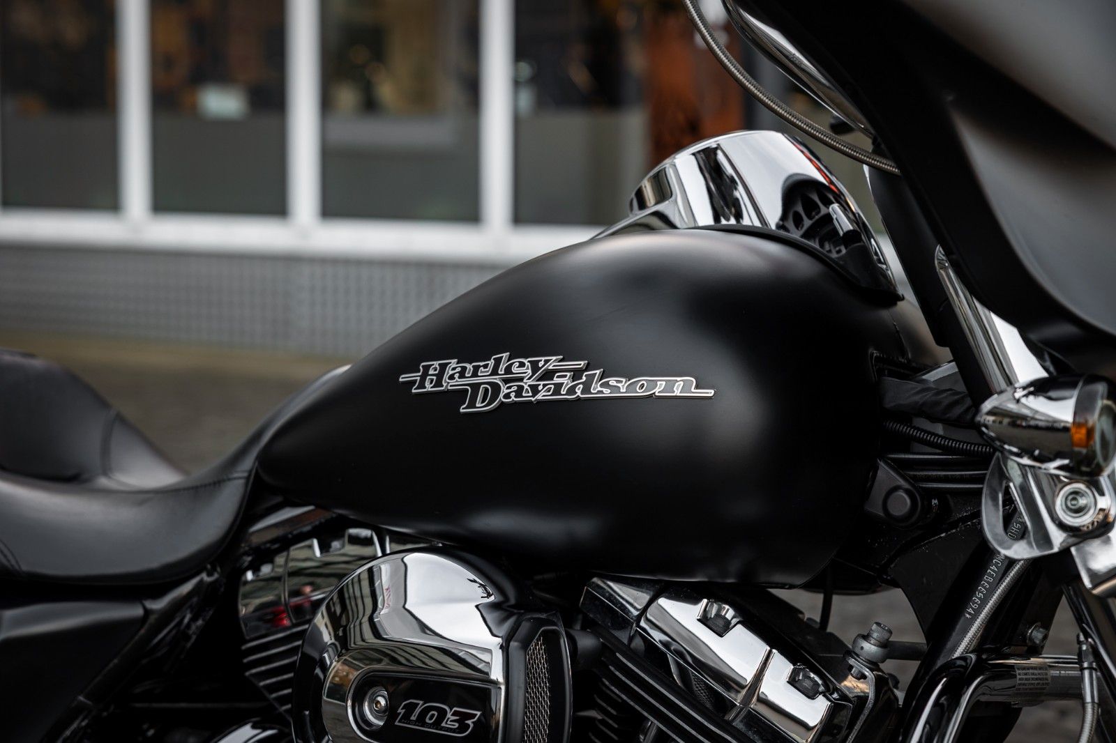 Fahrzeugabbildung Harley-Davidson FLHX Street Glide 103 cui - Vance & Hines - - -