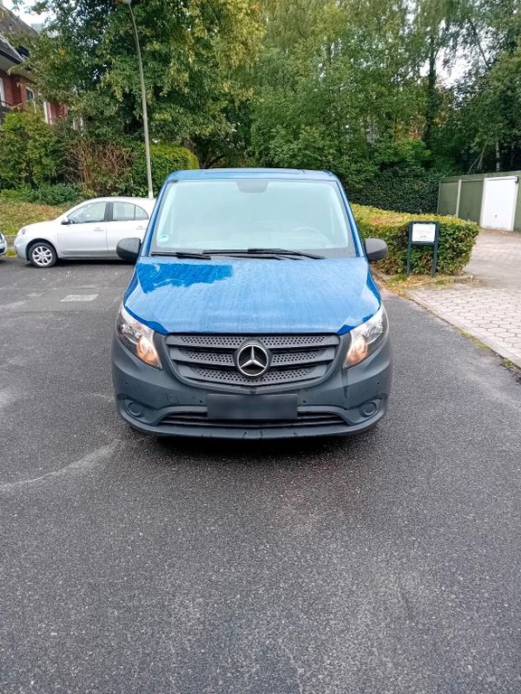 Image of Mercedes-Benz Vito