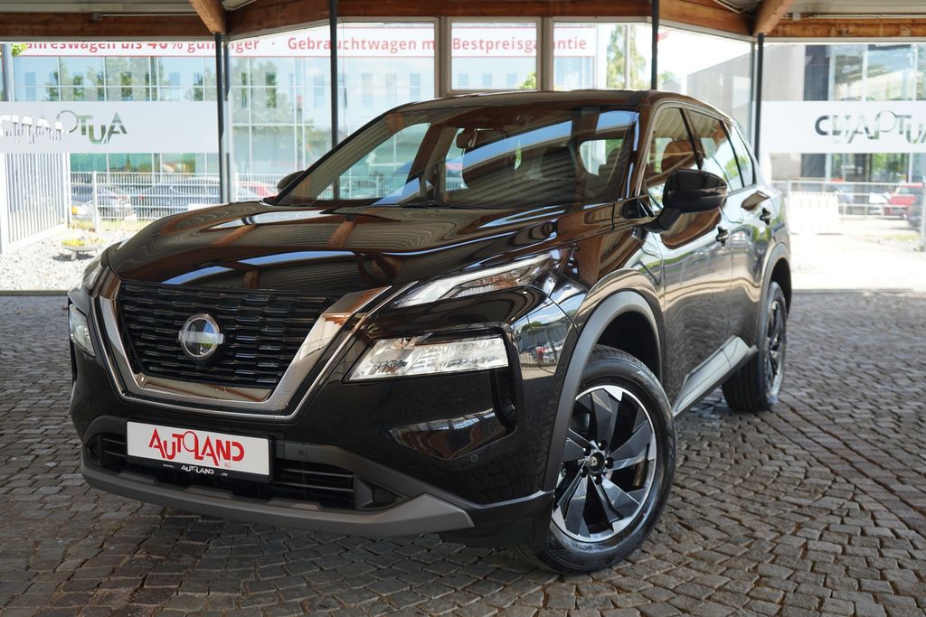 Nissan X-Trail — hlavná fotografia