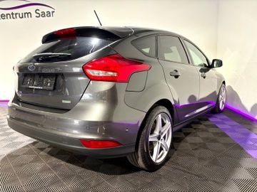 Ford Focus - 8