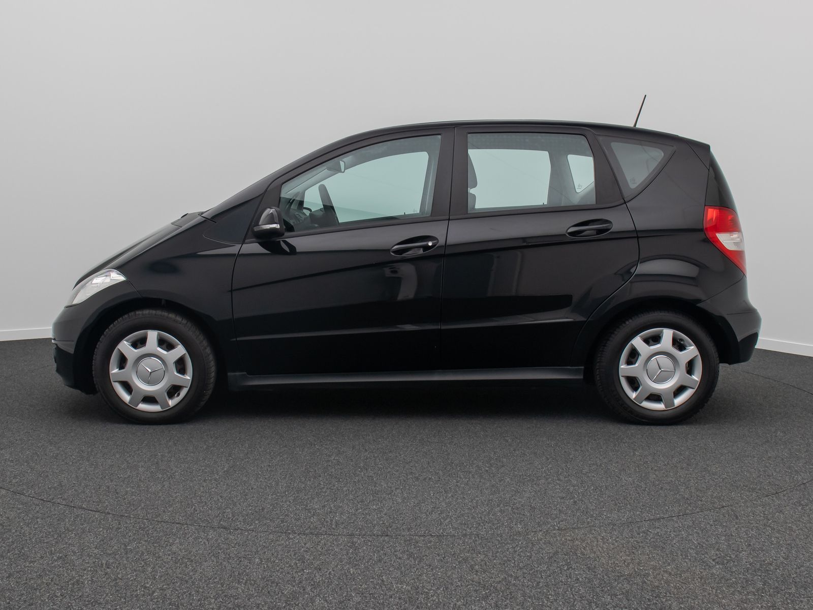 Fahrzeugabbildung Mercedes-Benz A A 180 CDI Berganfahr Sitzheizung RegenSensor
