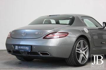 Fahrzeugabbildung Mercedes-Benz SLS AMG Coupe Kermikbremsen Bang&Olufsen