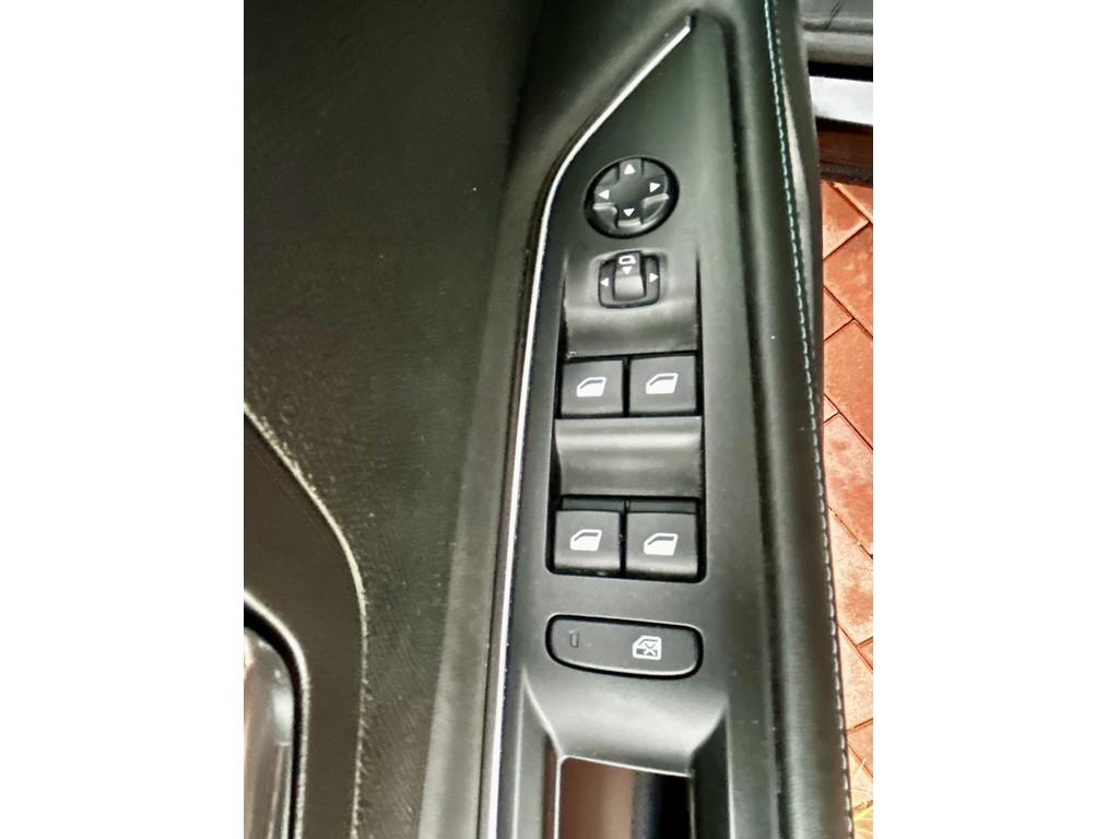 Peugeot 3008 B-HDI 130 Crossway *Navi*Cam*Soundsystem*Fu