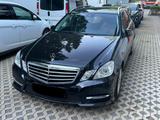 Mercedes-Benz E 220 E T-Modell BlueE AMG Avantgarde Navi