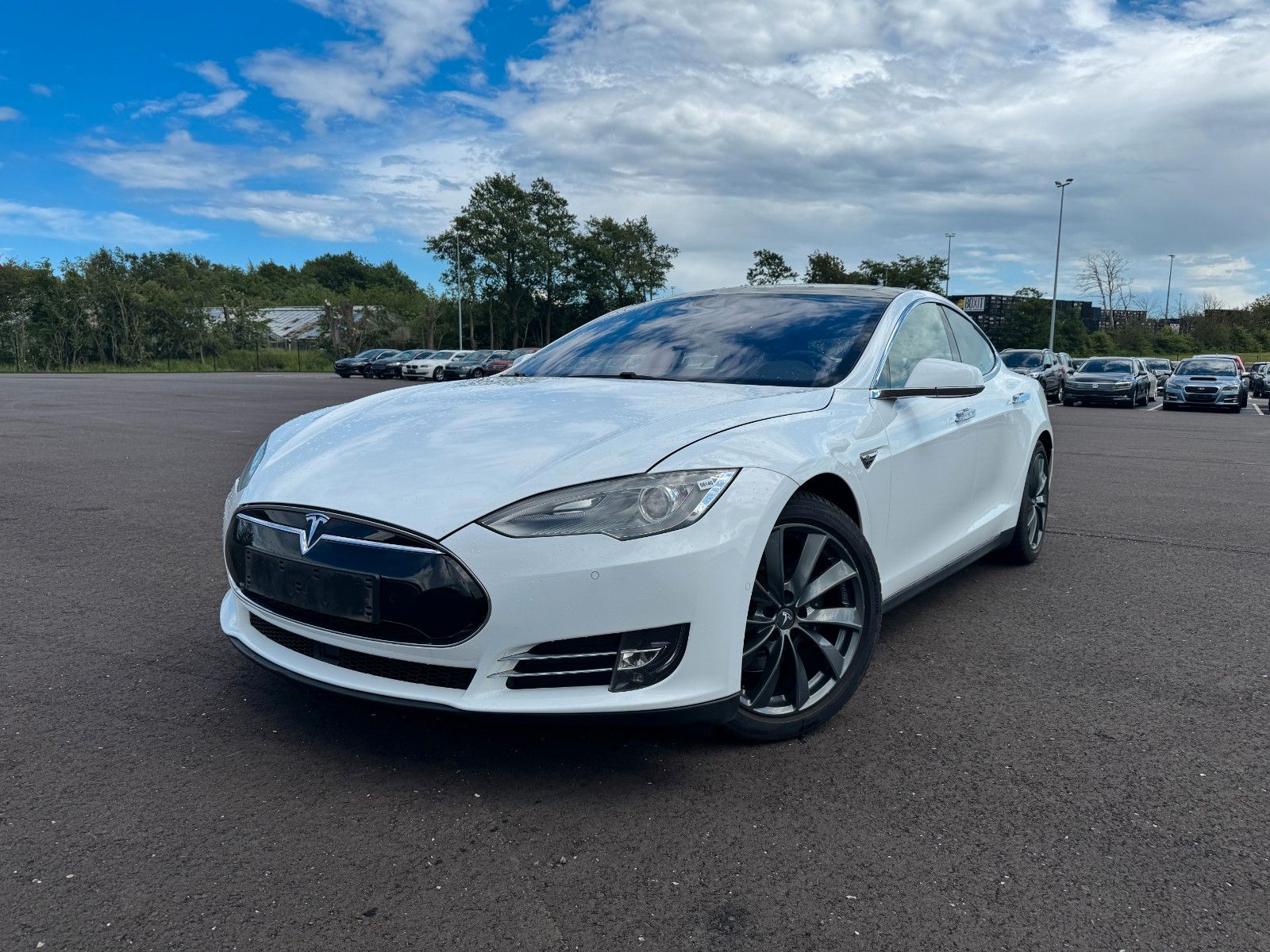 TESLA Model S 85D Dual CSS  56140