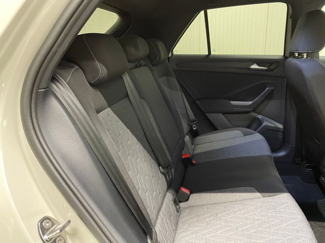 T-Roc Move 1.5 TSI DSG AHK ACC NAV RFK