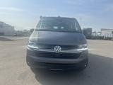 Volkswagen T6.1 Multivan California Ocean Teilintegriert, A - Volkswagen Multivan california