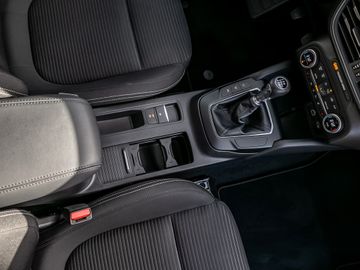 Ford Focus Turnier 1.0 Titanium Kamera Navi LED