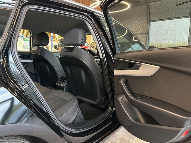 Audi A4 *360°AHK*ACC*NAV*3-ZONEN*CARPLAY*TOTWINKEL*