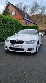 BMW 320d e92 Lci M Paket Coupé - BMW 320 aus 2010: Coupe
