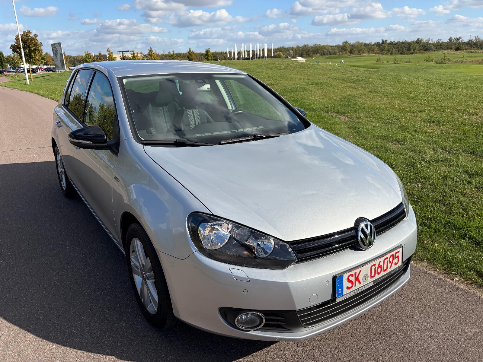 Volkswagen Golf VI Match*NAVI*PDC*KLIMAAUTO*SITZHEIZUNG*