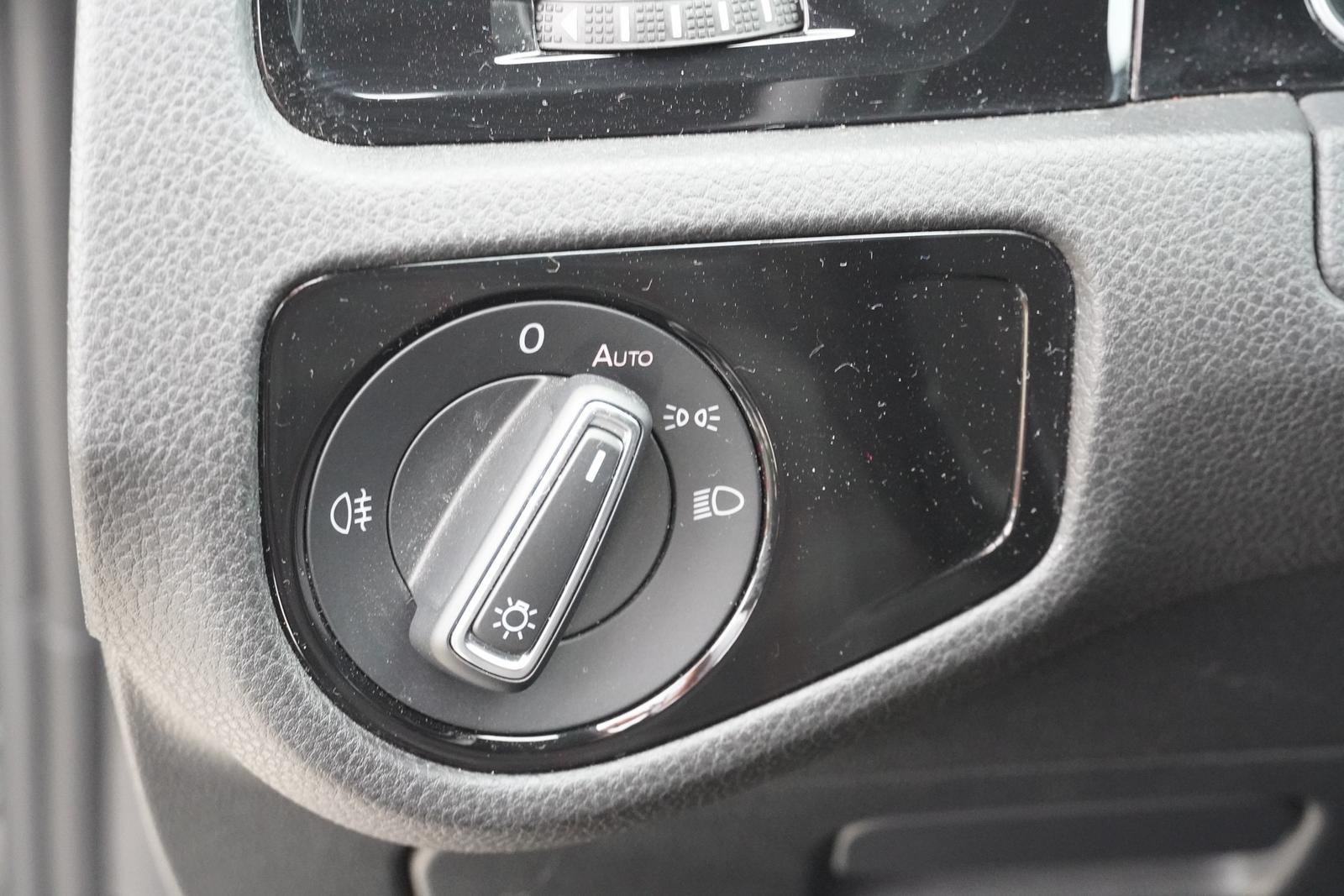 Volkswagen Golf VII 2.0 GTI Performance DSG LED Navi ACC