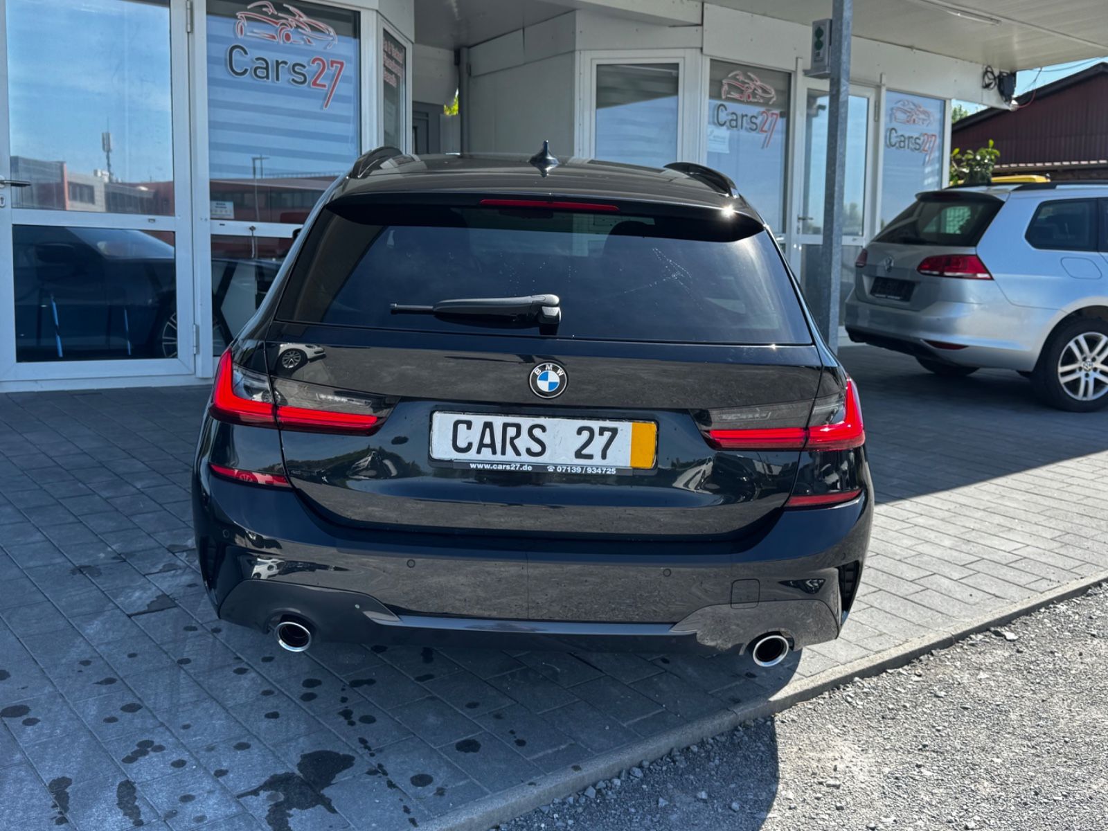 BMW 320d xDrive M-Sportpaket LED Navi Leder foto 5