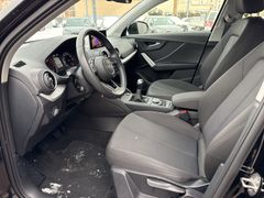 Fahrzeugabbildung Audi Q2 35 TFSI advanced LED Kamera Parkass.