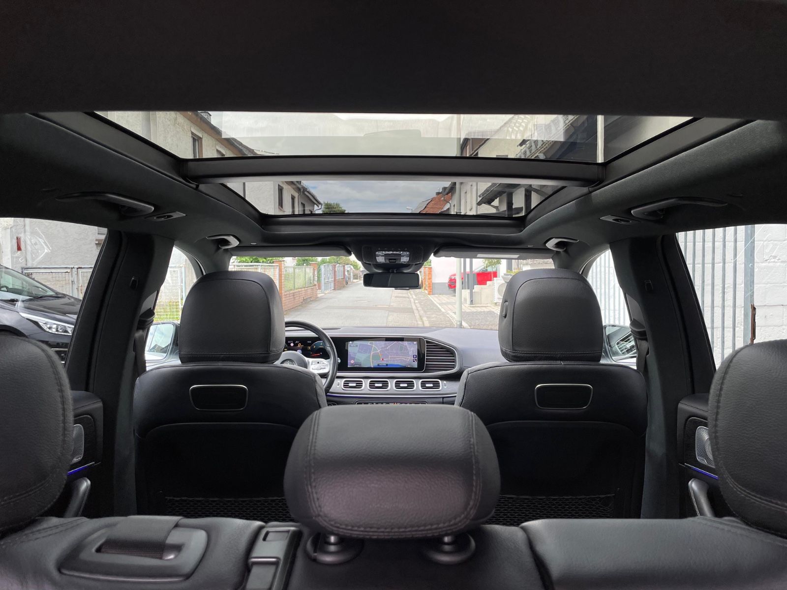 Fahrzeugabbildung Mercedes-Benz GLE 400d 4MATIC |AMG|HUD|Burmester|Pano|360°|AHK
