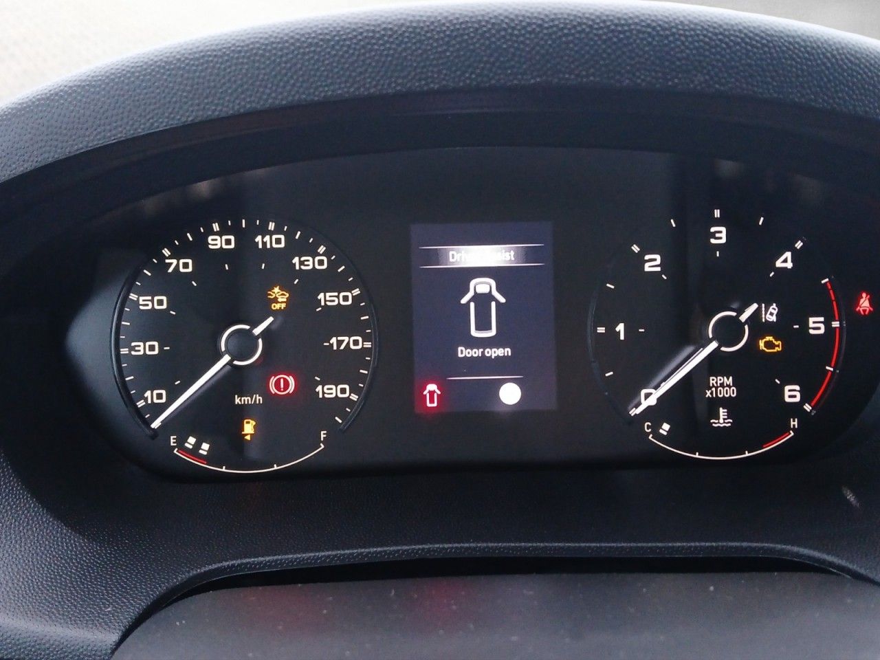 Fahrzeugabbildung Fiat Ducato H2 Kastenwagen 35 L3H2 140 - Kamera uvm.