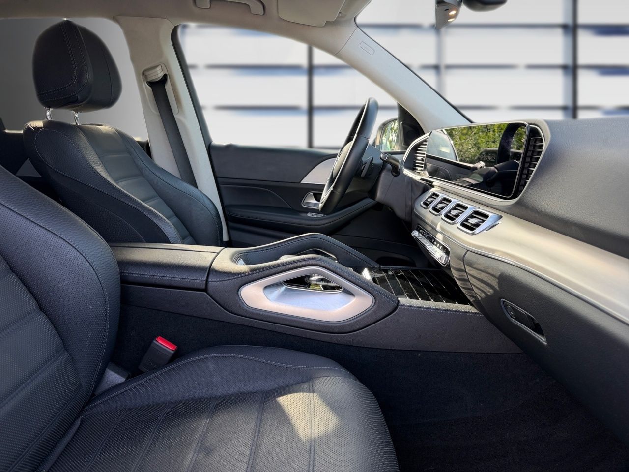 Fahrzeugabbildung Mercedes-Benz GLE 350 de 4M AMG+AHK+AIRMATIC+SITZKL+BURM+KEYL+