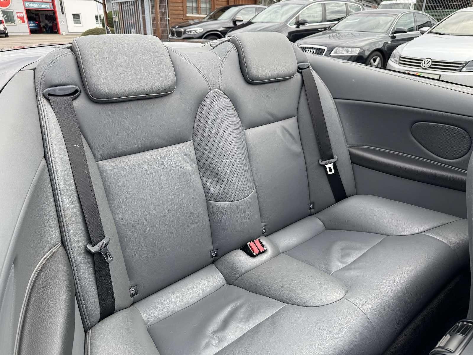 Fahrzeugabbildung Saab 9-3 1.9 Cabrio Automatik/StandHz/Leder/Navi/A...