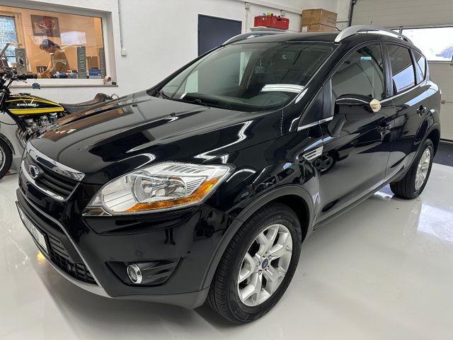 Ford Kuga Champions Edition