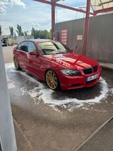 BMW E 90 330xi - BMW 330: 330xi