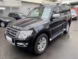Mitsubishi Pajero 3.2 DI-D/4WD/Top/Pano/Xenon/7Sitze/2Hd - Mitsubishi Pajero: 4.4
