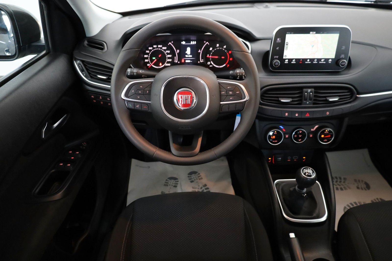 Fahrzeugabbildung Fiat Tipo Lounge Navi,Kamera,SH,PDC,SR+WR