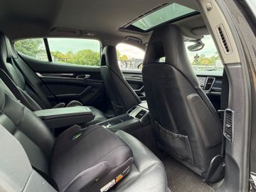 Porsche Panamera - 6