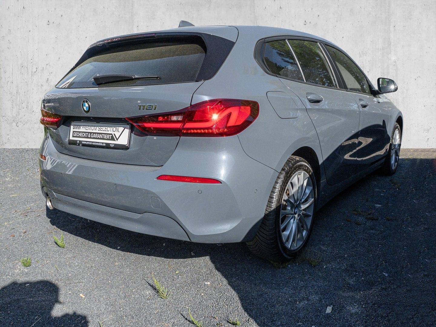 BMW 118i PANO NAVI LED PDC V+H DAB Tempomat Klima