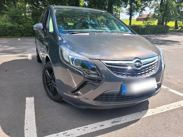 Opel zafira C tourer 2.0 Cdti