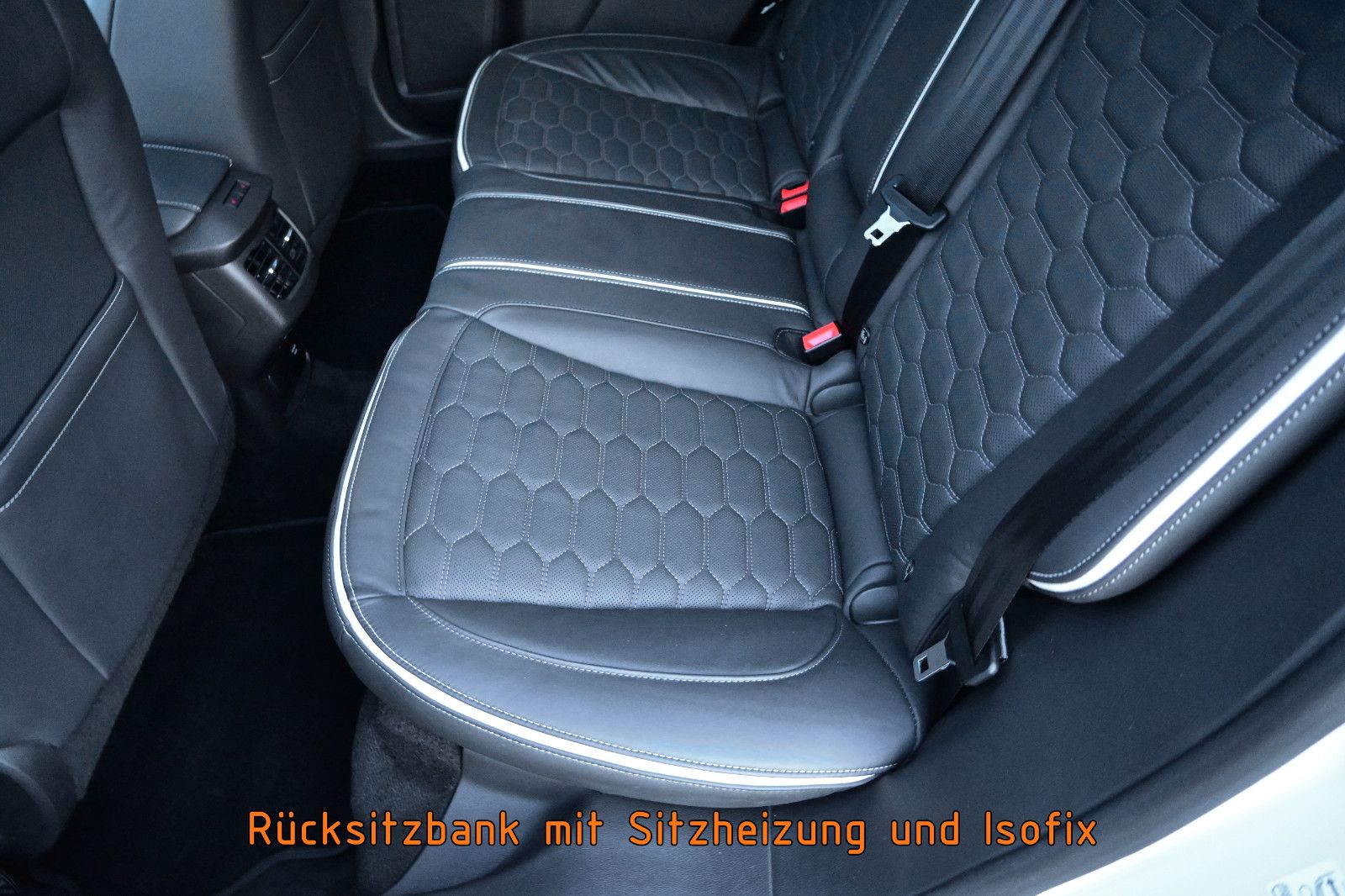 Fahrzeugabbildung Ford Mondeo 2.0 D Vignale Turnier Allrad °AHK°STHZG°