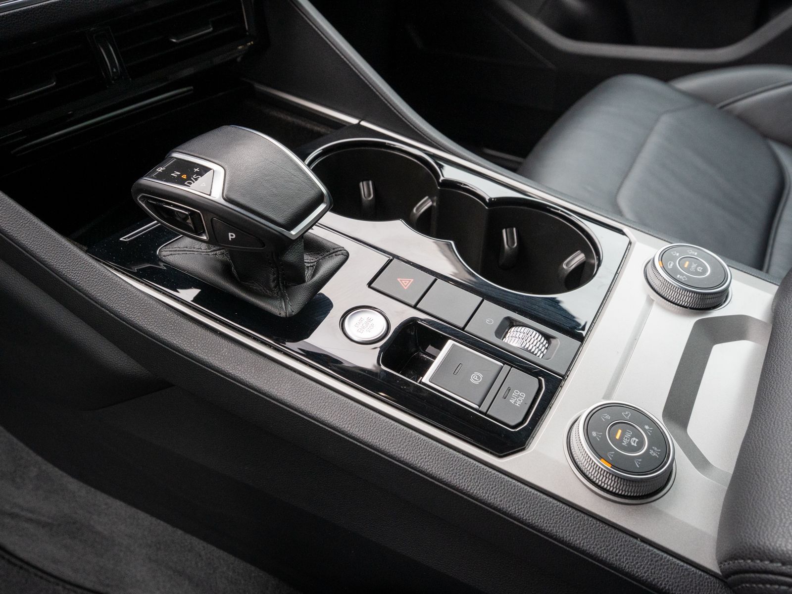 Volkswagen Touareg - Bild 16