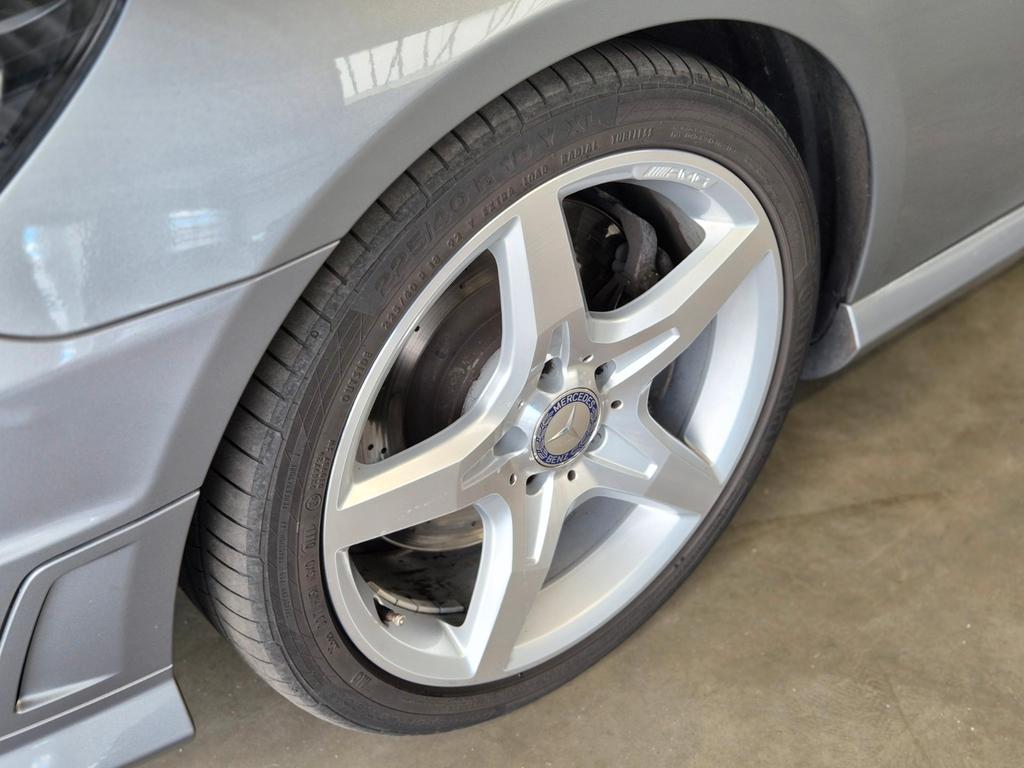 Mercedes-Benz SLK 350