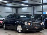 Mercedes-Benz E 240 AVANTGARDE MEMORY*SCHIEBEDACH*ROLLO*1.Hand - Mercedes-Benz E 240 in Frankfurt (Main)