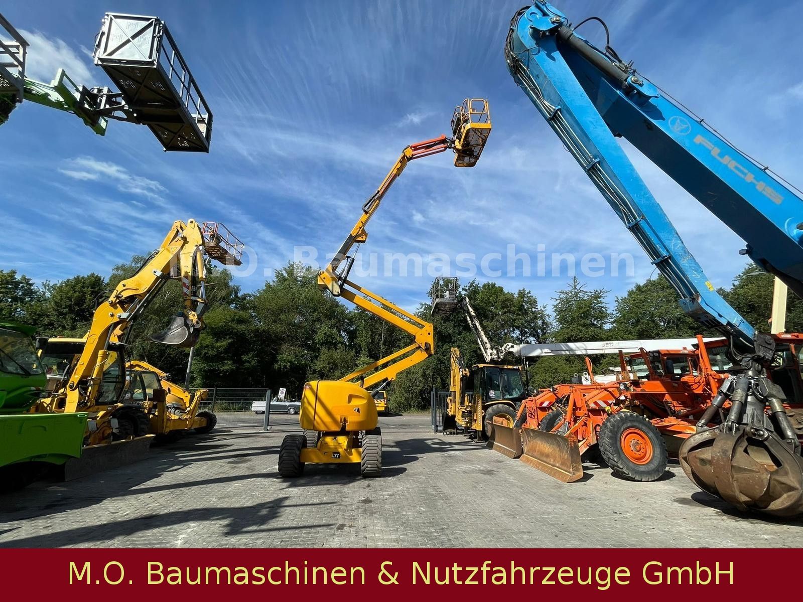 Fahrzeugabbildung JLG 450 AJ / 15,7 m / 4x4 / 230 Kg