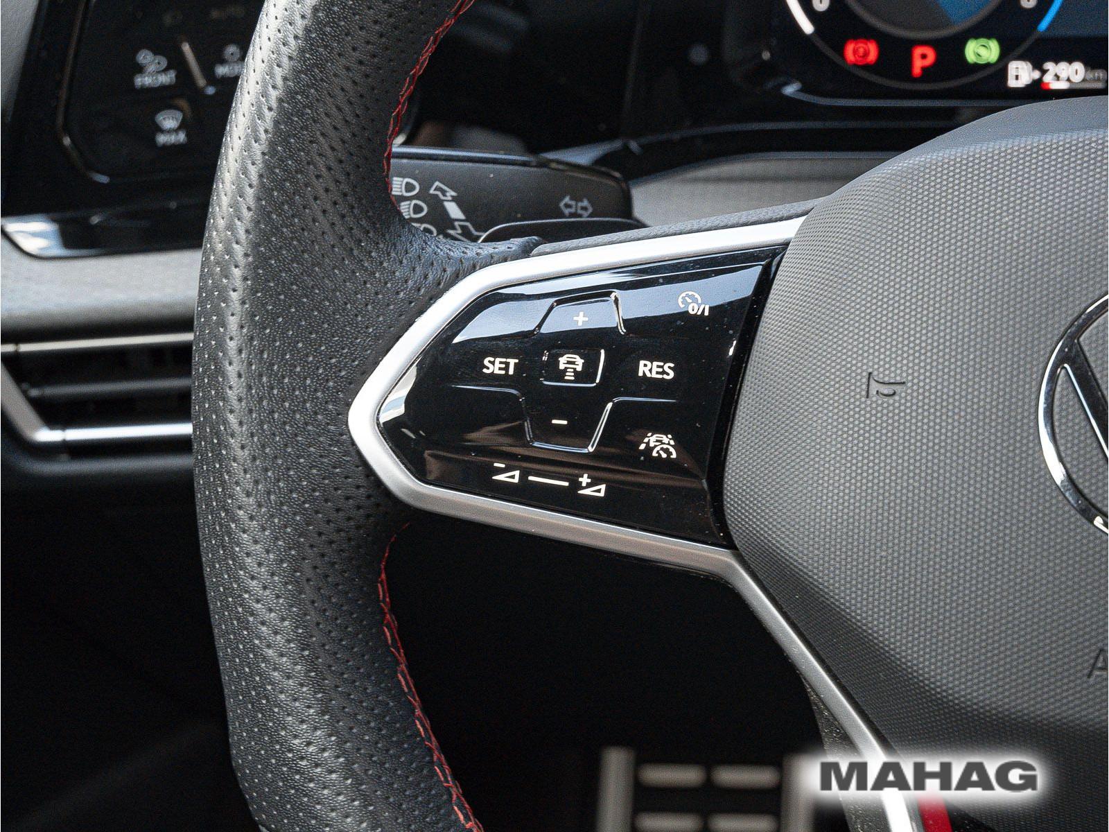 Volkswagen Golf VIII GTI 2.0 TSI IQ.Light AHK Navi ParkPilo, миниатюра 16