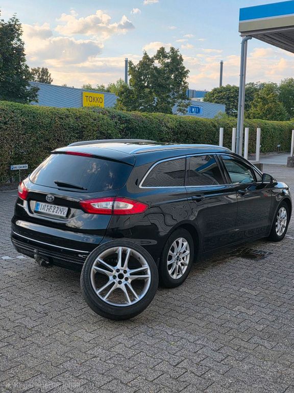Image of Ford Mondeo