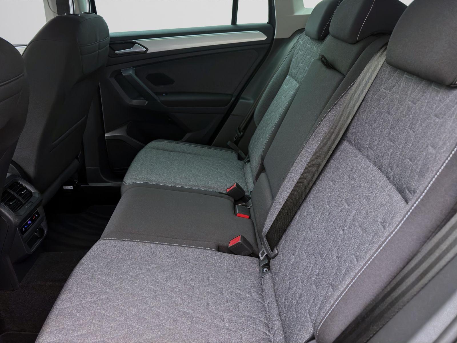 Volkswagen Tiguan 2.0 TDI DSG MOVE NAVI KAMERA SITZHZG PDC