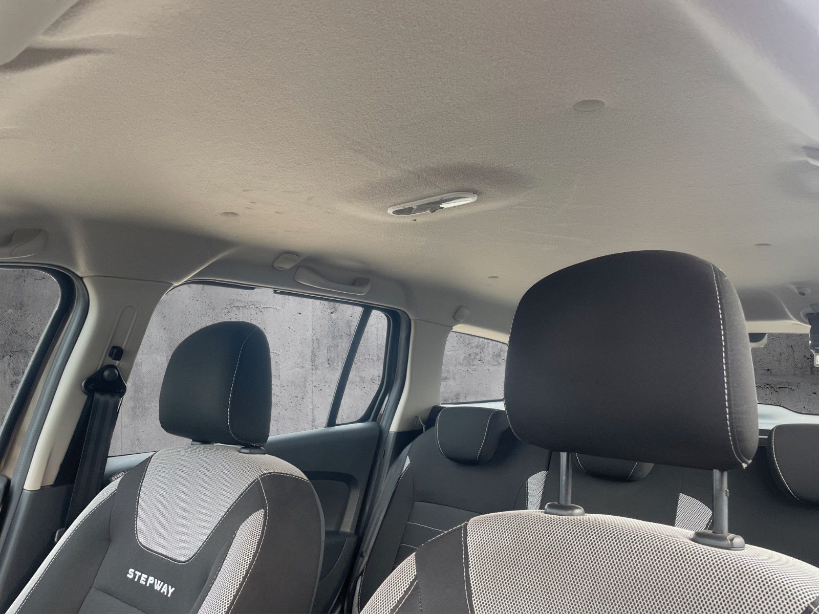 Fahrzeugabbildung Dacia Logan MCV II Kombi Stepway