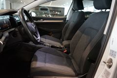 VW Golf 2.0 TDI Life | Discover Pro | Kamera VW Golf 2.0 TDI Life | Discover Pro | Kamera
