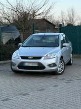 Ford Focus 2.0 Benzin, Baujahr 2009, Ghia-... - Ford Focus aus 2009: Ghia
