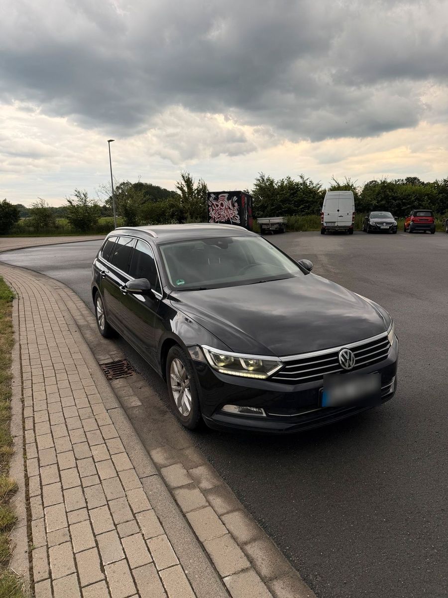 VW Passat Variant
