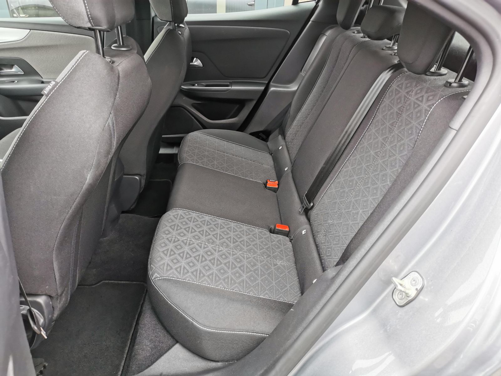 Fahrzeugabbildung Opel Mokka Edition +SHZ+KAMERA+TEMPOMAT+LANEASSIST+