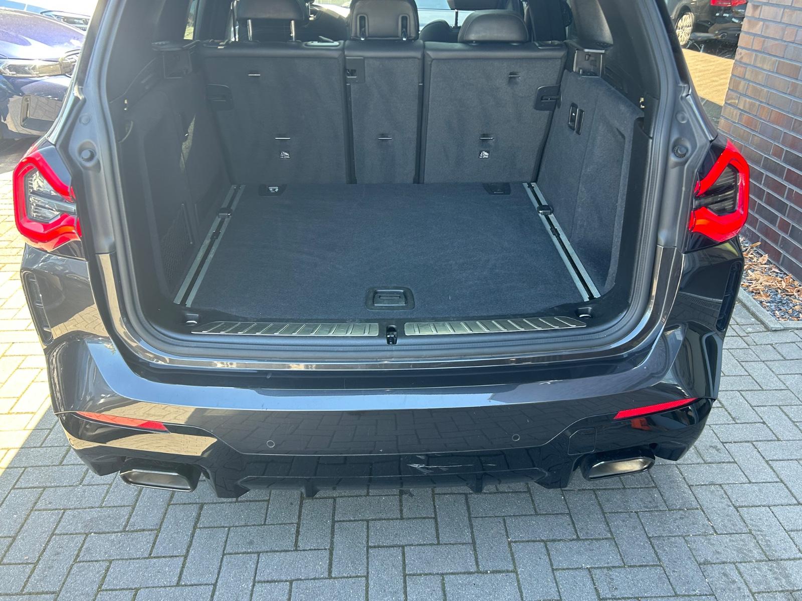 BMW X3 xDrive 20d M Sport PANO LASER ACC HUD AHK 20" — 17