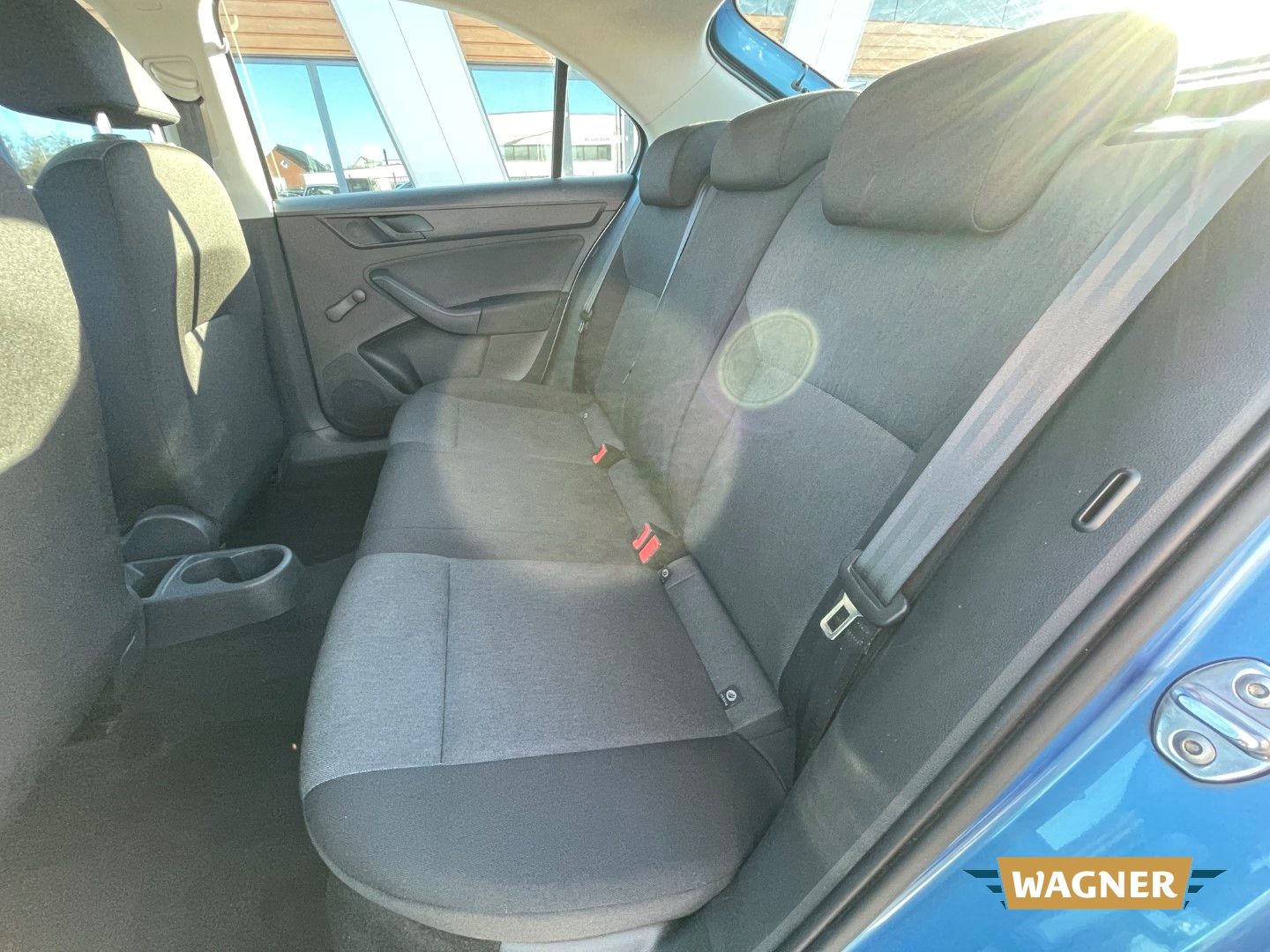 Fahrzeugabbildung SKODA Rapid Active Klimaanlage Isofix PDC