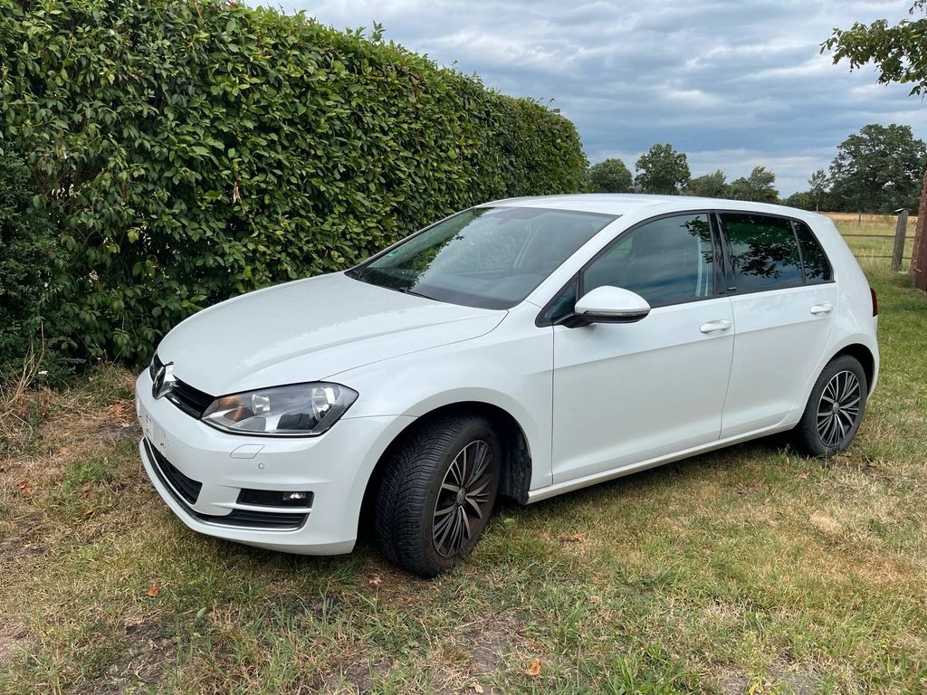 Image of Volkswagen Golf