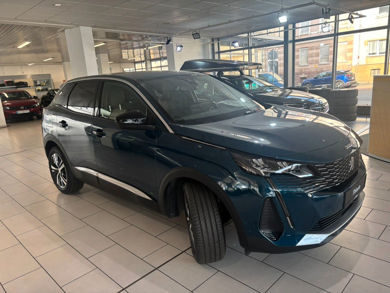 Fahrzeugabbildung Peugeot 3008 1.2T ALLURE PACK NAVI/LED/SPORT/VIRT/PDC